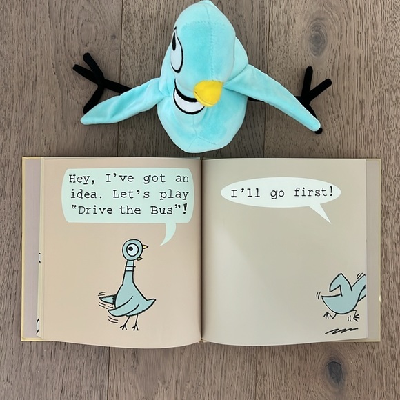 Book & Stuffy “Don’t Let the Pigeon Drive the Bus!” - Picture 3 of 4